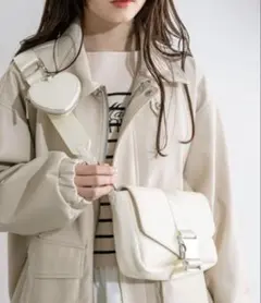 ＝LOVE Be Selfish ショルダーバッグ　イコラブ LOVE オサレカンパニー Be Selfish ショルダーバッグ - メルカリ