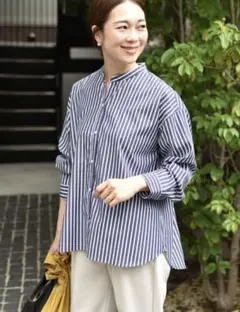 OURHOME綿100%の播州織シャツ（ネイビー系）