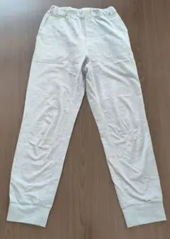 UNIQLO グレー 長ズボン 160サイズ　薄手