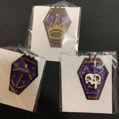 ツイステ　キーホルダー　ポムフィオーレ　ヴィル・ルーク・エペル