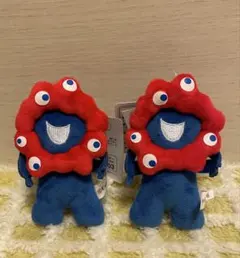 【会場内、オンラインショップ完売中】ミャクミャク　ぷちマスコットチャーム　2点
