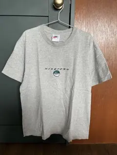 NIKE TOWN USA Tシャツ