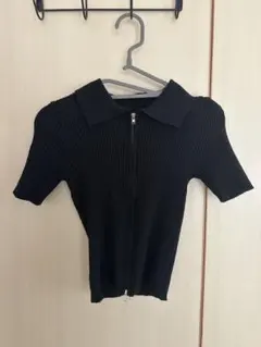 リブ編み 黒 半袖トップス ジッパー付き