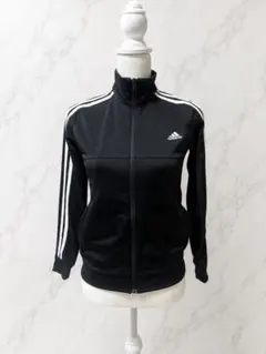 adidas ブラックジャージ ジャケットのみ１５０cm