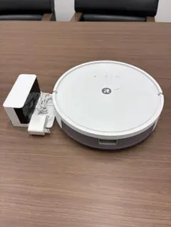 ロボット掃除機 ホワイト 本体 充電ドック付き - メルカリ