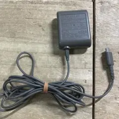 ニンテンドー純正品 DS lite ライト 充電器 ACアダプター