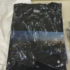 Ado×ヴィレッジヴァンガード ビッグシルエットTシャツ - メルカリ