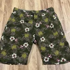 花柄ハーフパンツのサムネイル