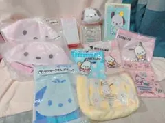 ポチャッコ 筒形収納ケース、マグカップ、置時計、タオル等グッズセット