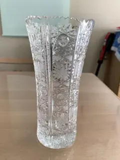 【クリスタルガラス花瓶】 高さ20cm