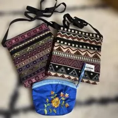 ベトナム土産　エスニック柄の布製バッグ（ストラップ付き）セット