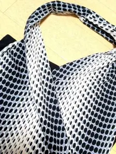 Item thumbnail for item 556e8b01-86e5-486c-b60a-1faeb5afa3bd