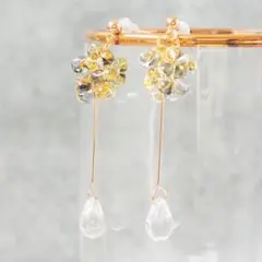 チェコガラス 雫のピアス【Aurora Drops】緑 グリーン アレルギー対応