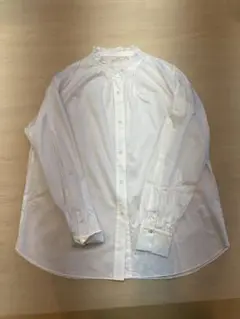美品　ドレステリア　ホワイトフリル襟シャツ