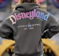 アナハイムディズニー 70周年 パーカー - メルカリ