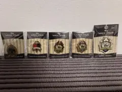 ツイステッドワンダーランド　寮章ピンズ セット