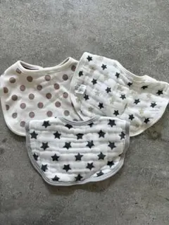 スタイ　よだれかけ