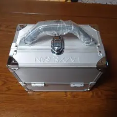 Item thumbnail for item 77b0e7d6-8cab-4556-a41e-b5ef57379f2b