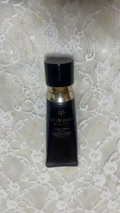 クレ・ド・ポー ボーテ　タンクレームエクラ n オークル20