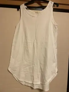 レディーストップス　タンクトップ？リップスター