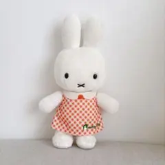 ミッフィースタイル　オレンジギンガムチェック　ぬいぐるみ ミッフィースタイル オレンジギンガムチェック ぬいぐるみ - メルカリ