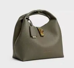CHARLES & KEITH オリーブグリーン ショルダーバッグ