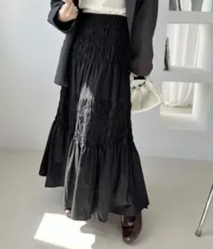 Ada. シャーリングティアードスカートのサムネイル