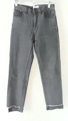イエナ　デニムパンツ カットオフ グレーのサムネイル