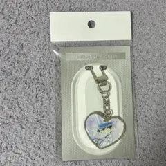 名探偵コナン　コナン展　韓国限定　ホログラム缶バッジ付きシュシュ　怪盗キッド バッジ｜「名探偵コナンプラザ」公式オンライン会場