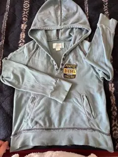 DIESEL キッズ　薄手フード付き水色パーカー 100〜110サイズ
