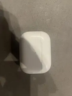 ザ*キ様 AirPods本体 ホワイト 充電ケース付き