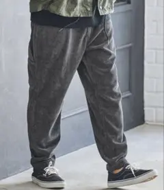 コーデュロイバルーンペインターパンツ　ワイドパンツ　ストレッチ