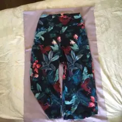 リアルストーン　ヨガパンツ