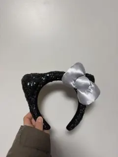 黒 スパンコール ハローキティ カチューシャ