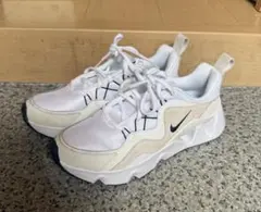 NIKE スニーカー ホワイト 24.0cmのサムネイル