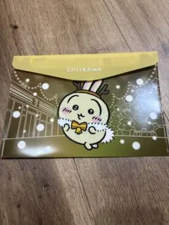ちいかわ セブンイレブンコラボ オリジナルA4ファイル うさぎ フラットケース