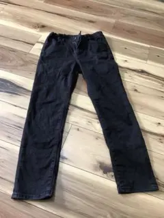 UNIQLO ブラック ロングパンツ 140