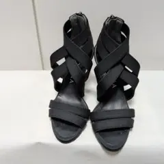 DIANAブラック クロスストラップ ハイヒールサンダル21.5cm