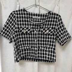XOXO kisskiss ツイードパール クロップド丈 半袖トップス 白黒のサムネイル