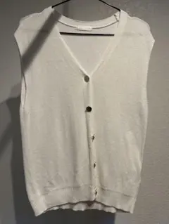 ホワイト Vネック ニットベスト