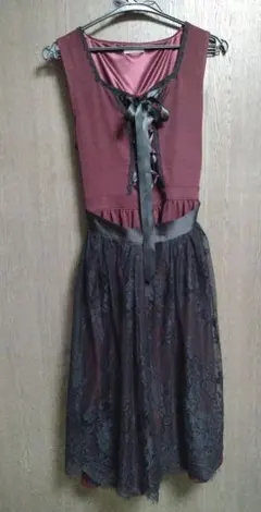 axes　femme POETIQUE　赤黒ジャンバースカート