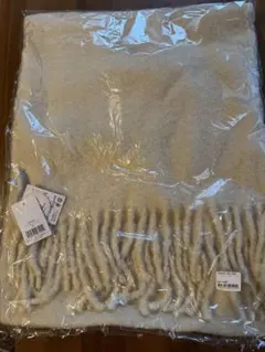 ベージュ アクリル マフラー