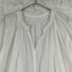 LOWRYS　FARM　ホワイト 長袖ブラウス　フリーサイズ