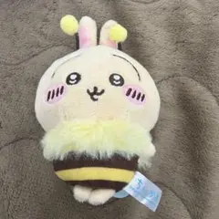ちいかわ　ハチさんぬいぐるみ（うさぎ）