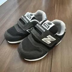 New Balance 996 グレー/ブラック スニーカー