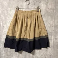 MINIMUM MINIMUM バイカラー　フレア　膝丈　スカート　カジュアルのサムネイル