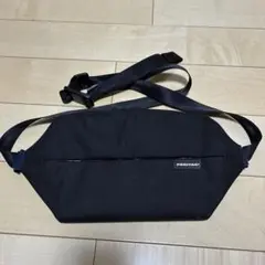 送料込み☆freitag moss オールブラック　美品 差がつく大人のバックパック】オールブラックの「フライターグ