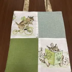 猫柄トートバッグ　サブバッグ　パッチワーク　A4入ります ハンドメイド　グリーン