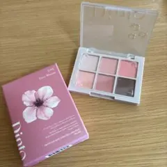 Dinto 709 First Bloom アイシャドウパレット