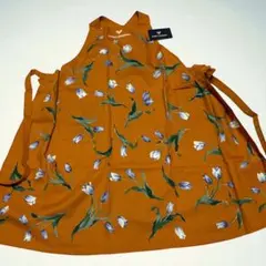 メルカリ便♡MARIO VALENTINO♡花柄　エプロン メルカリ便♡MARIO VALENTINO♡花柄 エプロン